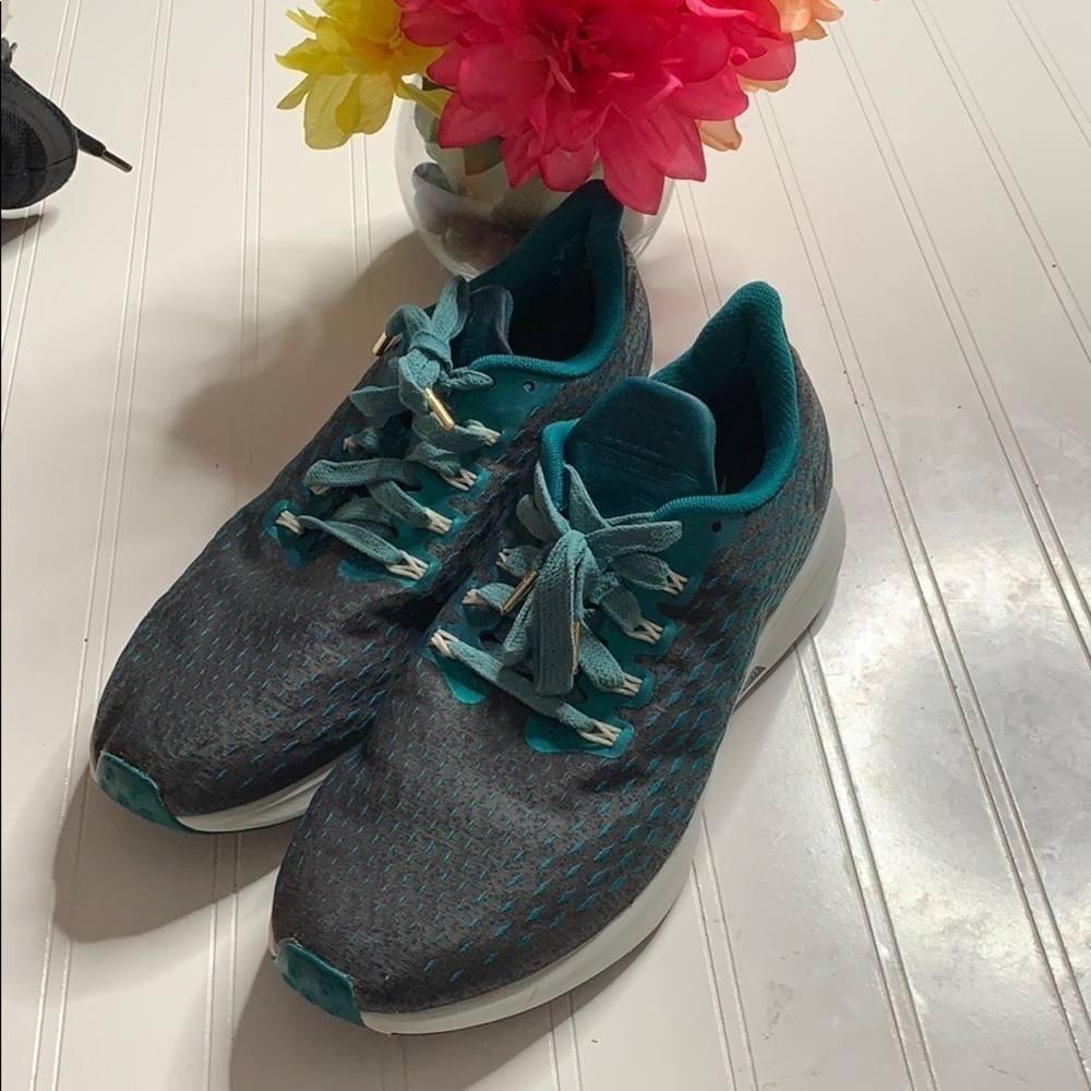 Nike Zoom Pegasus 35 9.5. NK0285